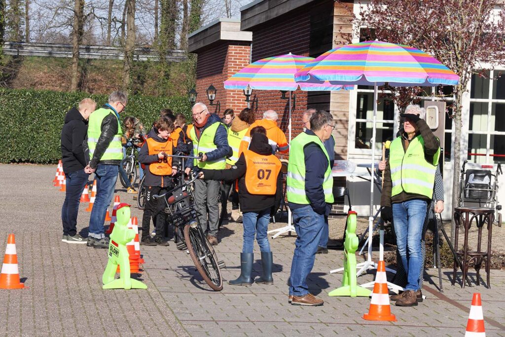 Verkeersexamen Lemelerveld (16) Klein