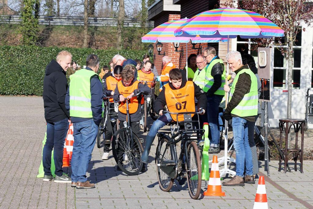 Verkeersexamen Lemelerveld (17) Klein