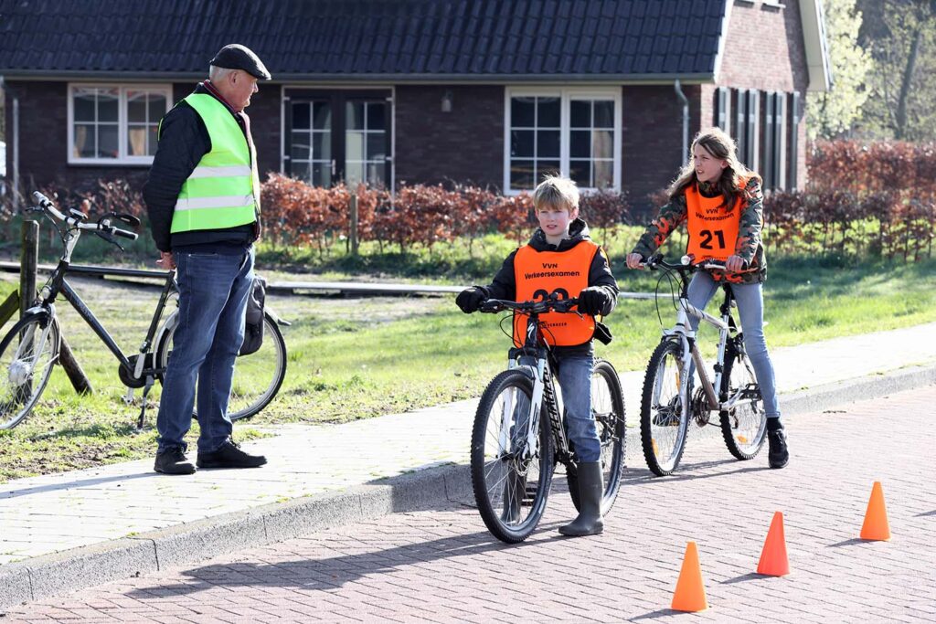 Verkeersexamen Lemelerveld (34) Klein