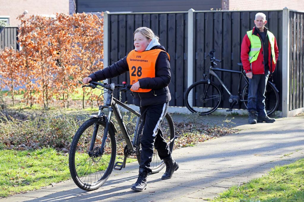 Verkeersexamen Lemelerveld (40) Klein