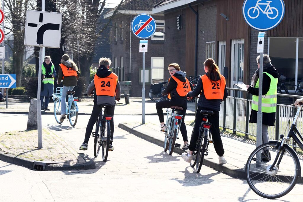 Verkeersexamen Lemelerveld (44) Klein