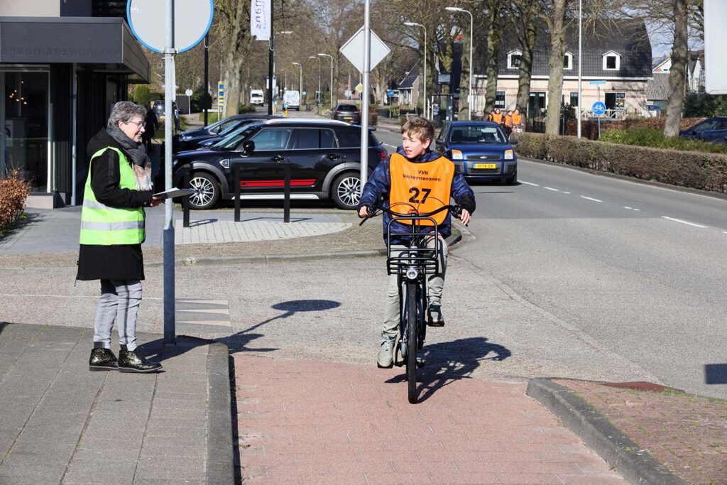 Verkeersexamen Lemelerveld (47) Klein