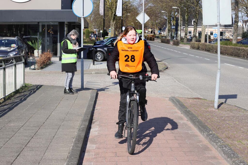 Verkeersexamen Lemelerveld (48) Klein