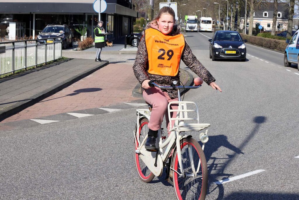 Verkeersexamen Lemelerveld (50) Klein