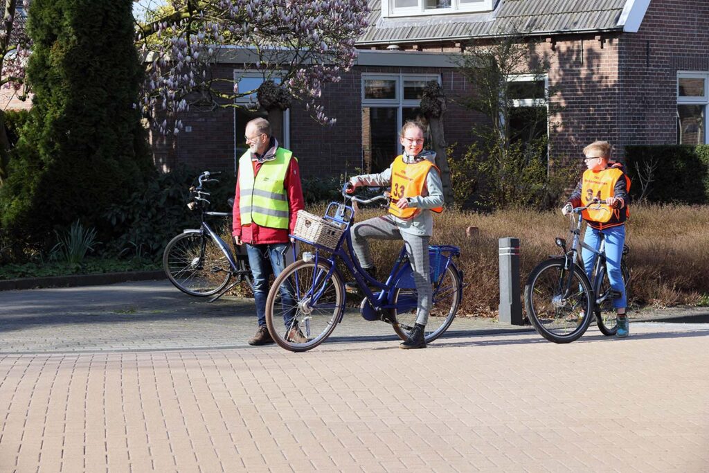 Verkeersexamen Lemelerveld (53) Klein