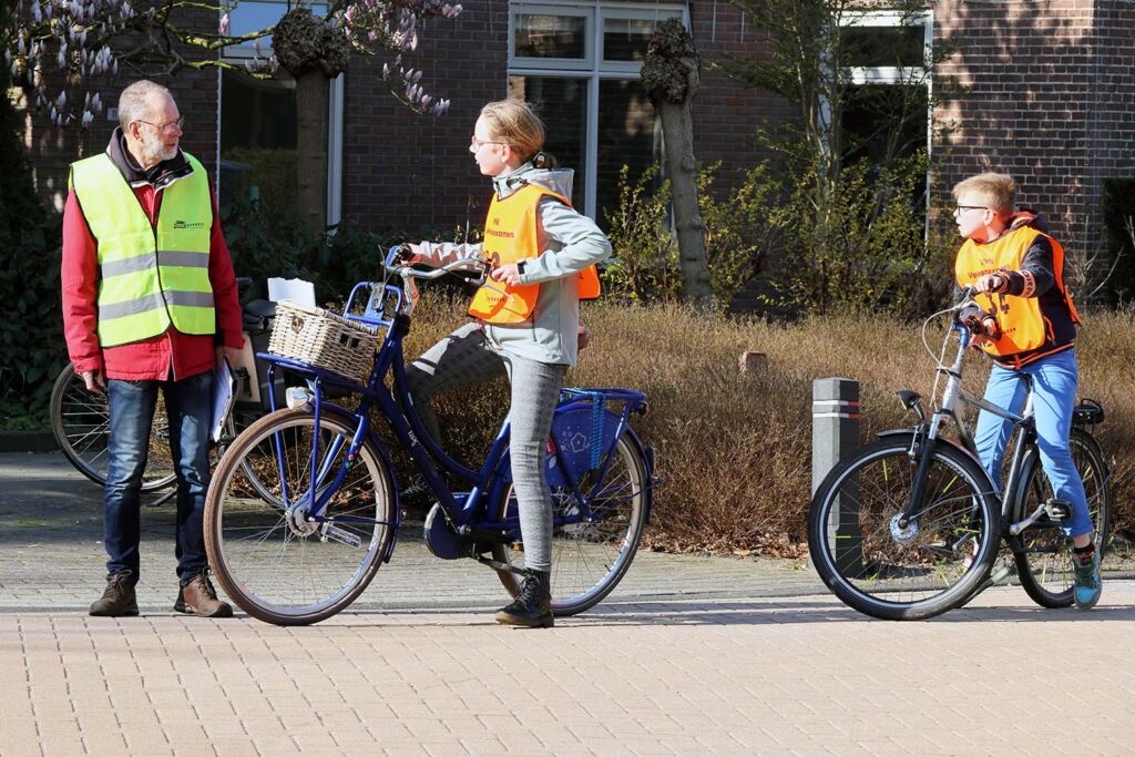 Verkeersexamen Lemelerveld (54) Klein