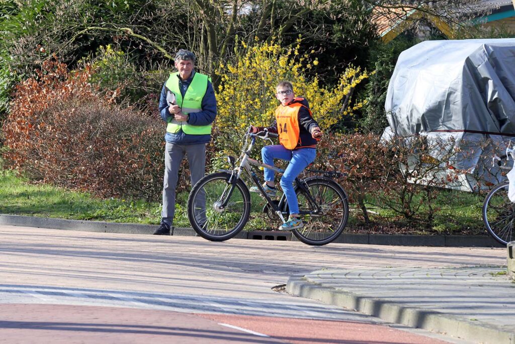 Verkeersexamen Lemelerveld (56) Klein