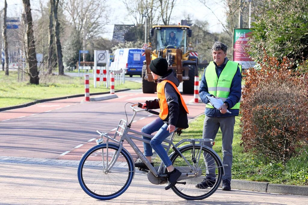 Verkeersexamen Lemelerveld (61) Klein