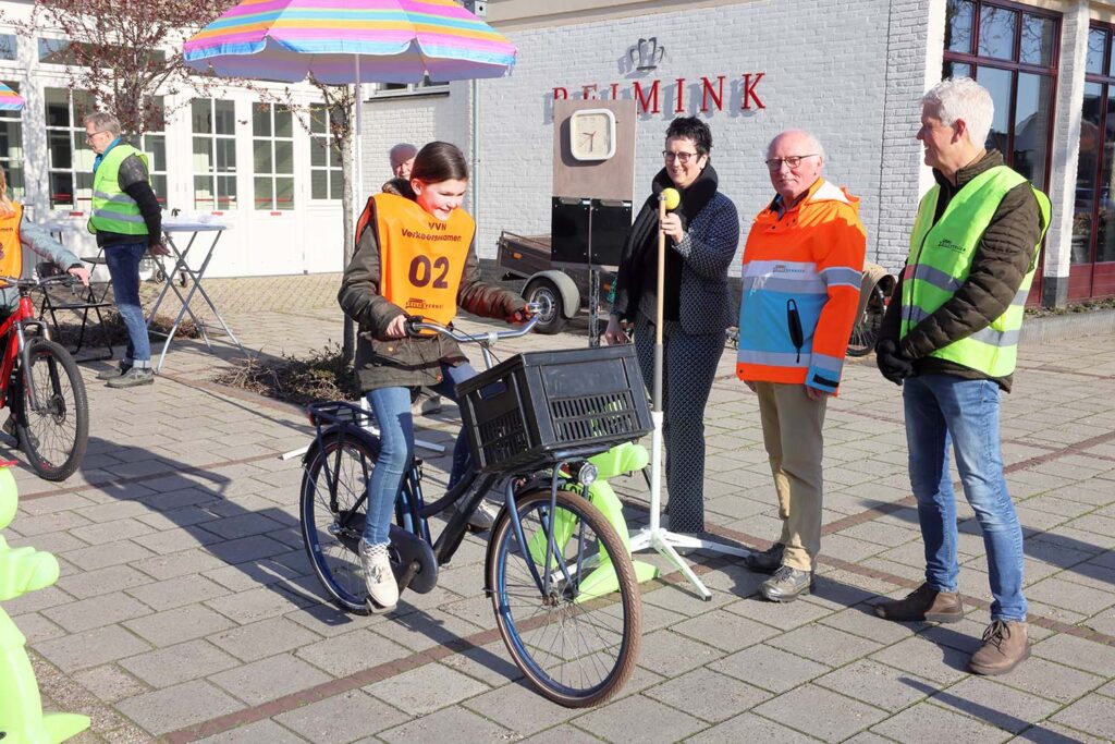 Verkeersexamen Lemelerveld (9) Klein