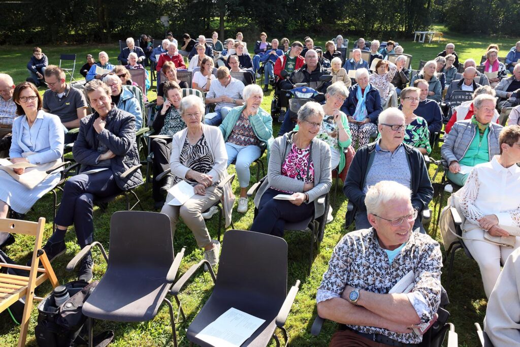 Vredesdienst Lemelerberg (18)