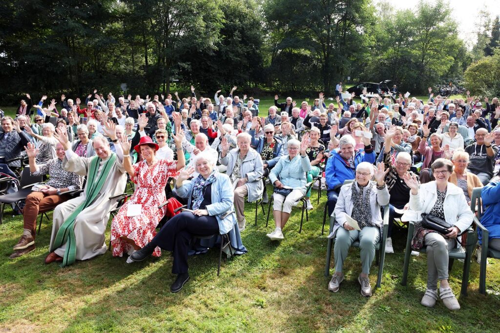 Vredesdienst Lemelerberg (48)