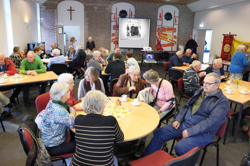 Tentoonstelling 150 Jaar Parochie Lemelerveld (4)